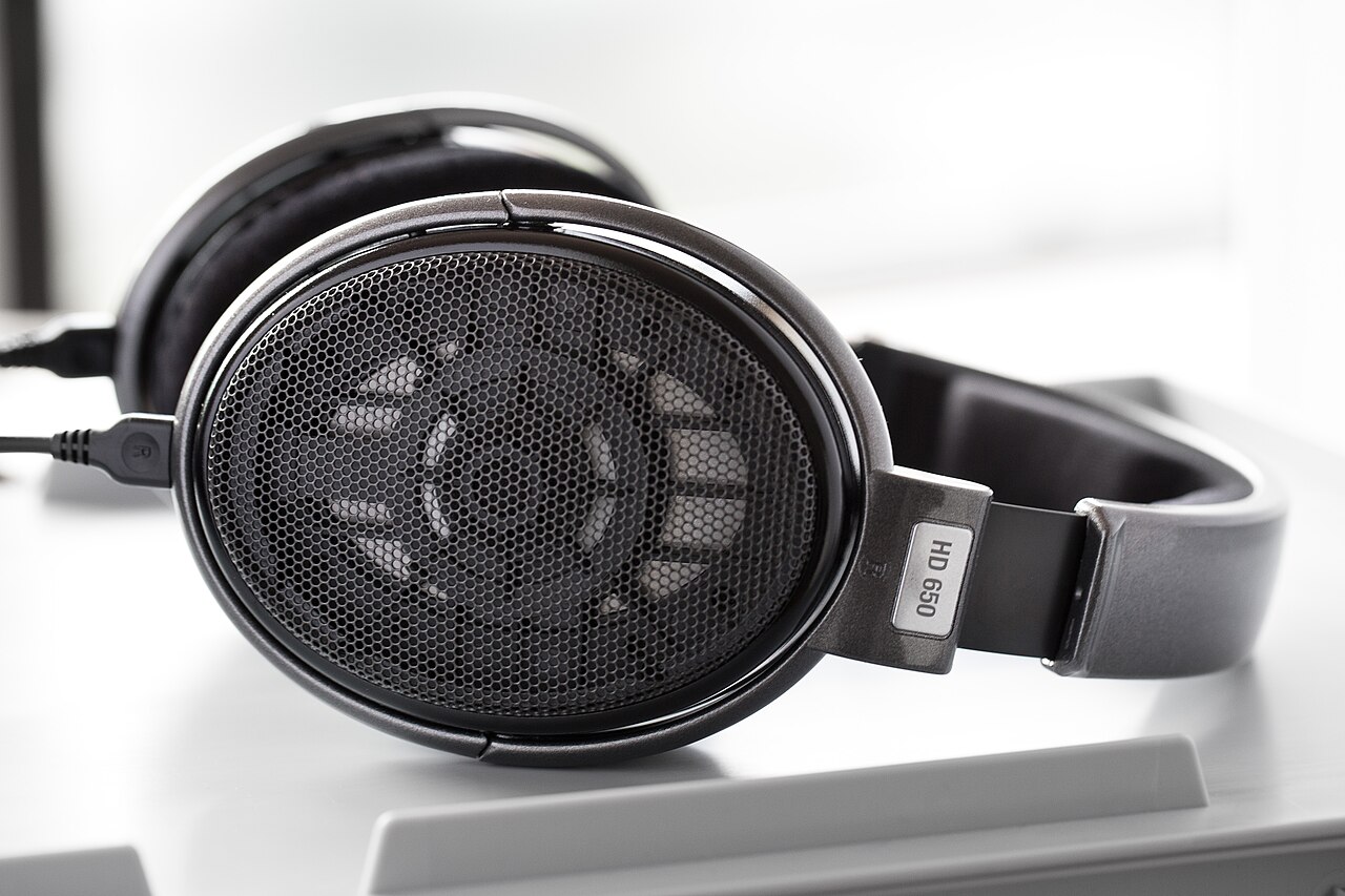Sennheiser HD650 open-back headphones, grille close up
